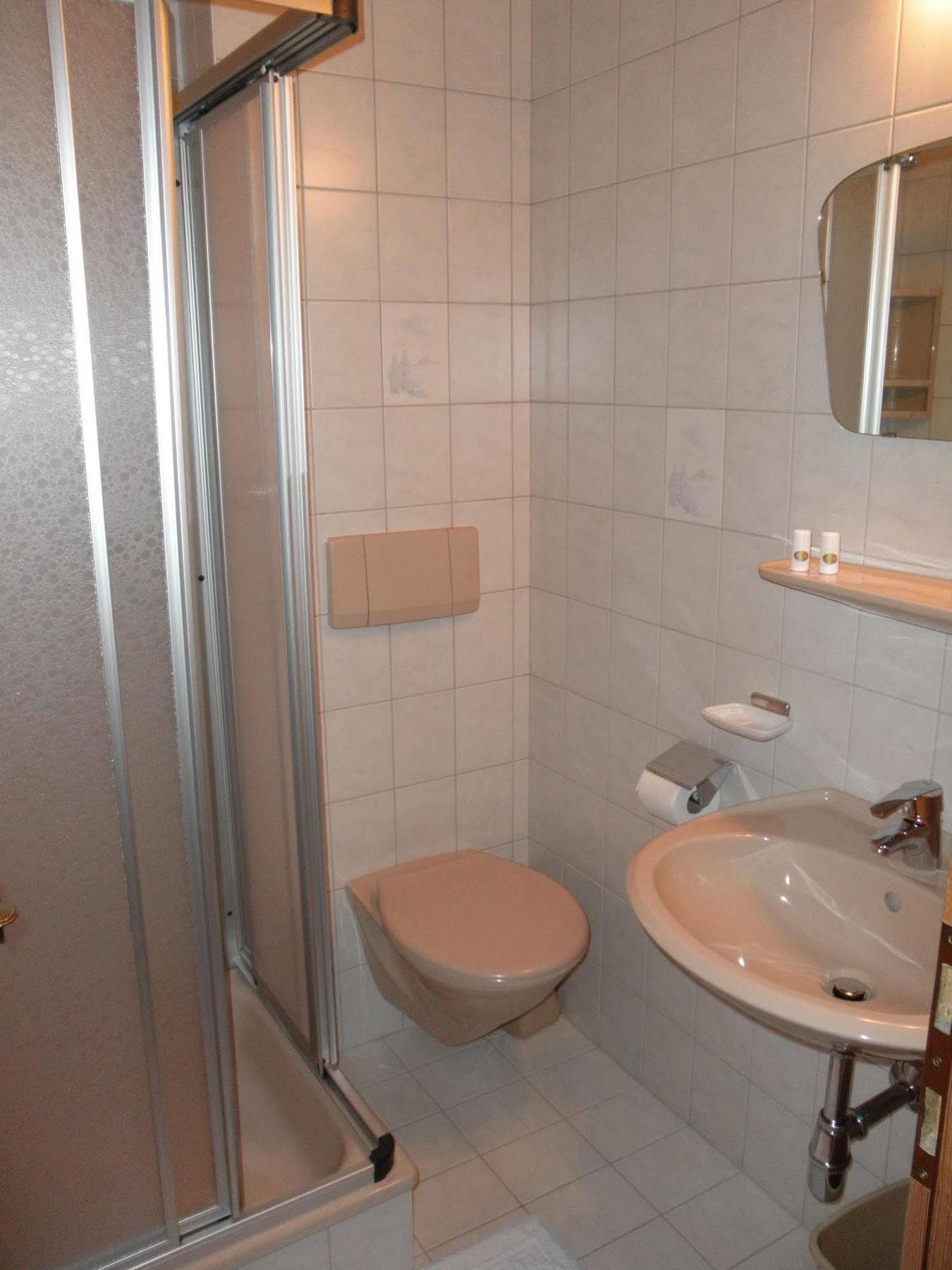 Haus Windegg Hotel Тукс Екстериор снимка