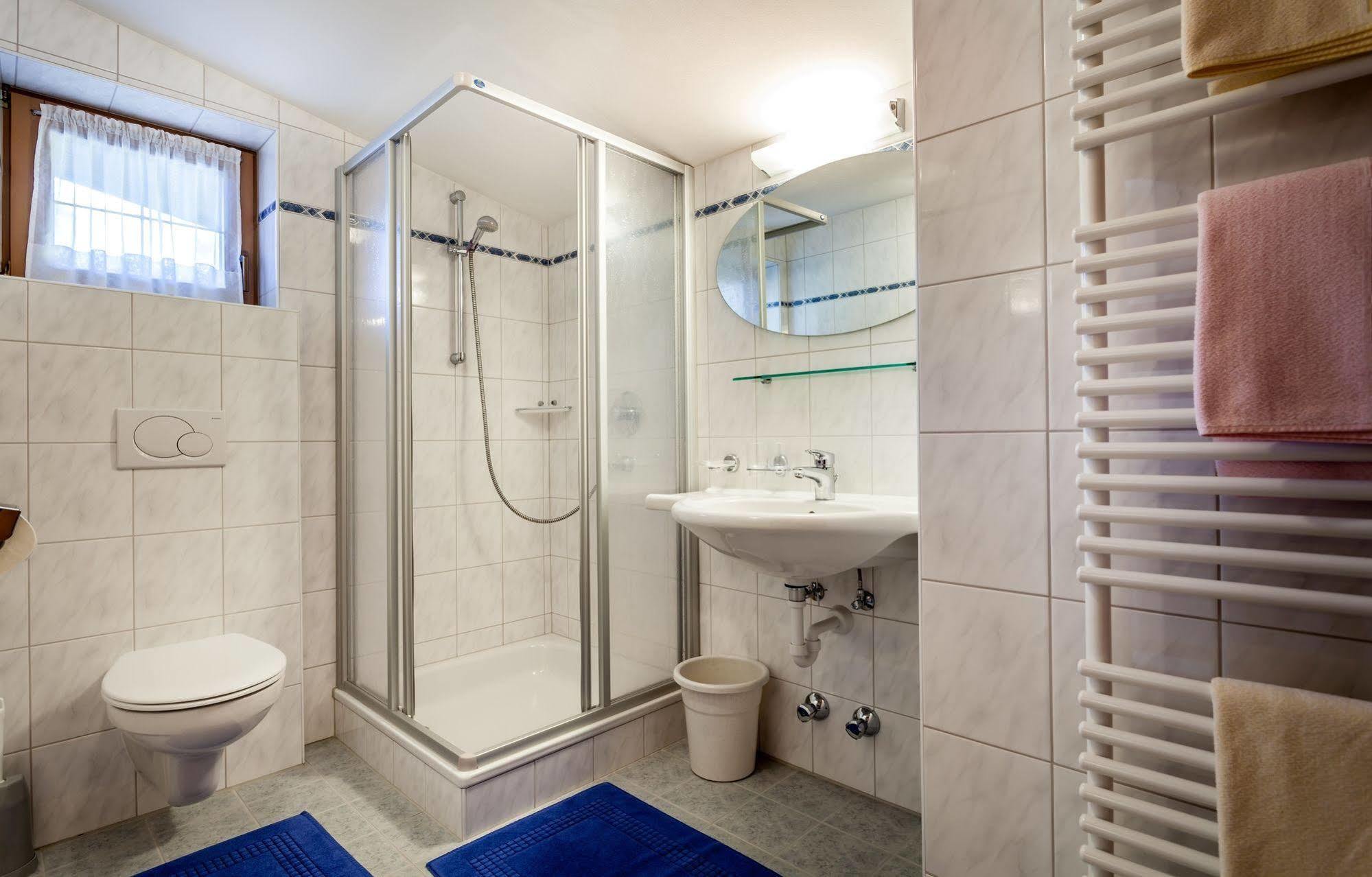 Haus Windegg Hotel Тукс Екстериор снимка